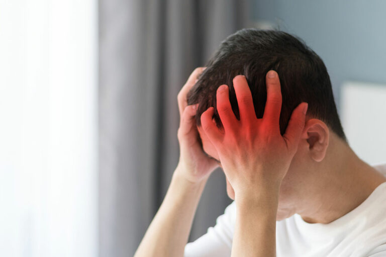 4 common warning signs of Huntington’s disease